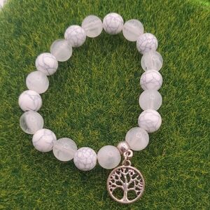 Silver Tree Charm White Beaded Howlite Bracelet B3325